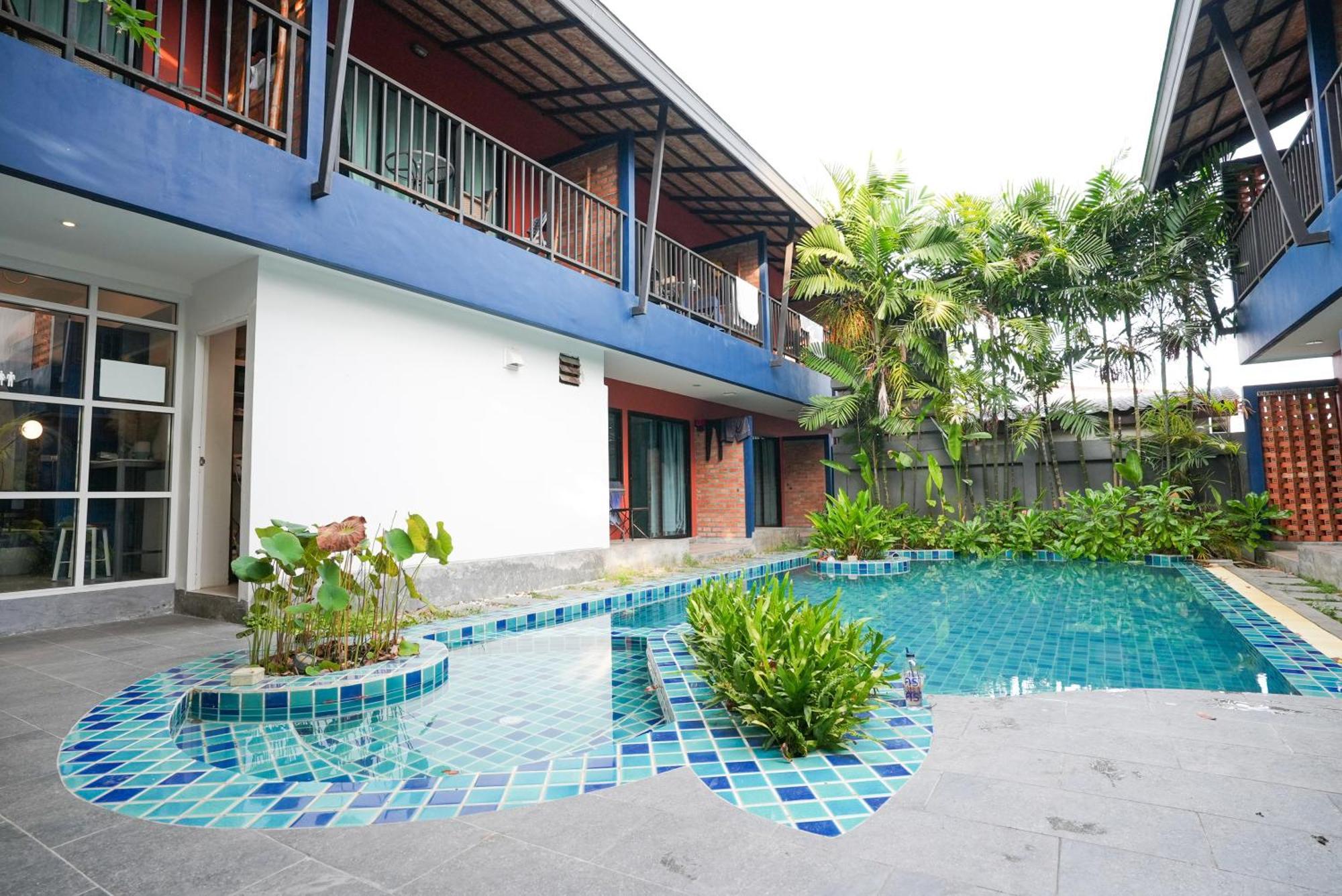 Kraam Silhouette Hotel And Cafe Phuket Chalong Bagian luar foto