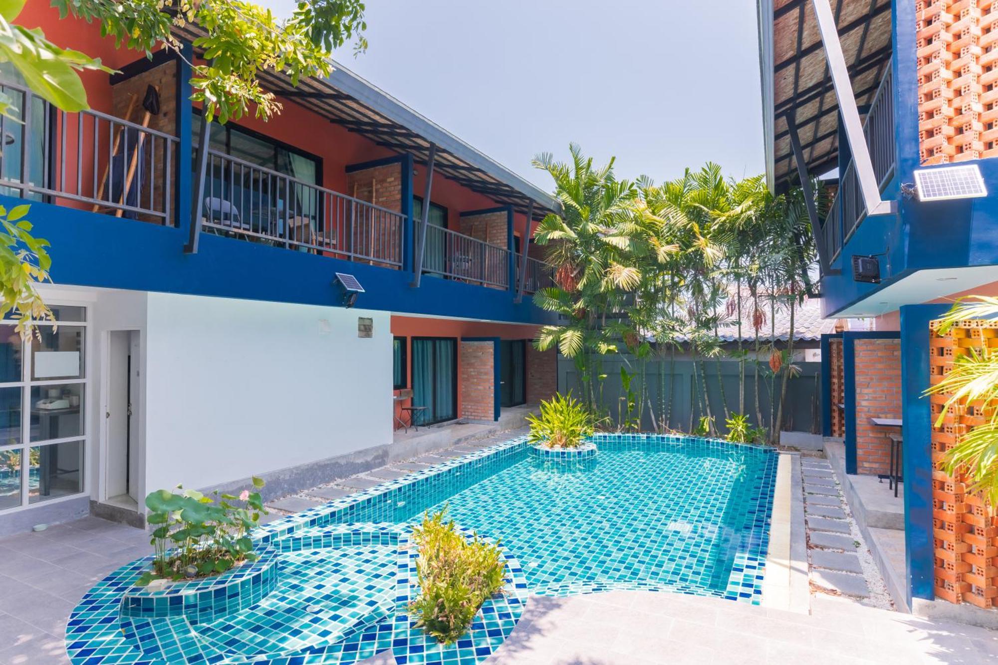 Kraam Silhouette Hotel And Cafe Phuket Chalong Bagian luar foto