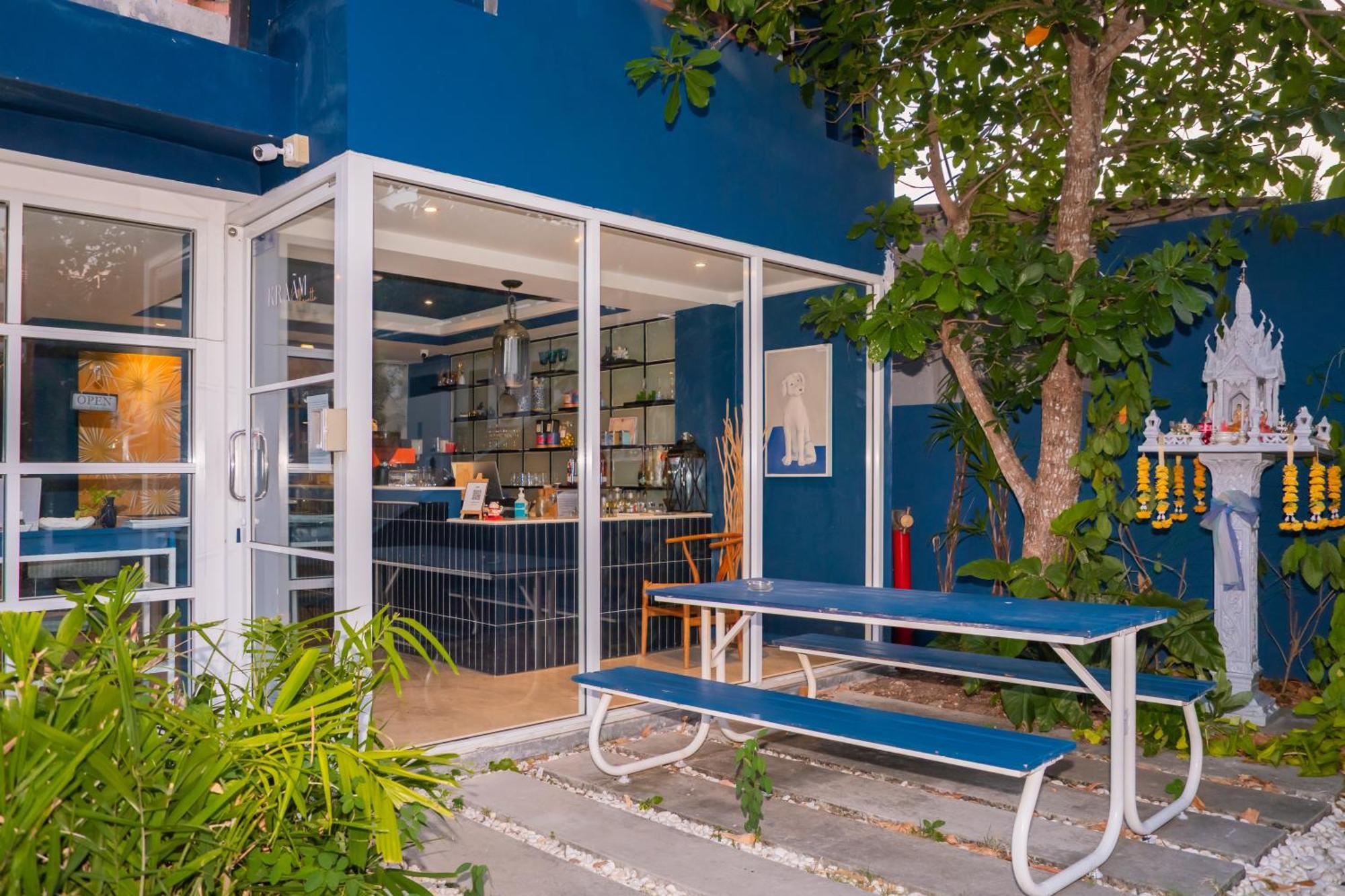 Kraam Silhouette Hotel And Cafe Phuket Chalong Bagian luar foto